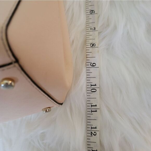 Kate Spade, pink, shoulder bag/ tote. Like new condition. - Picture 9 of 9